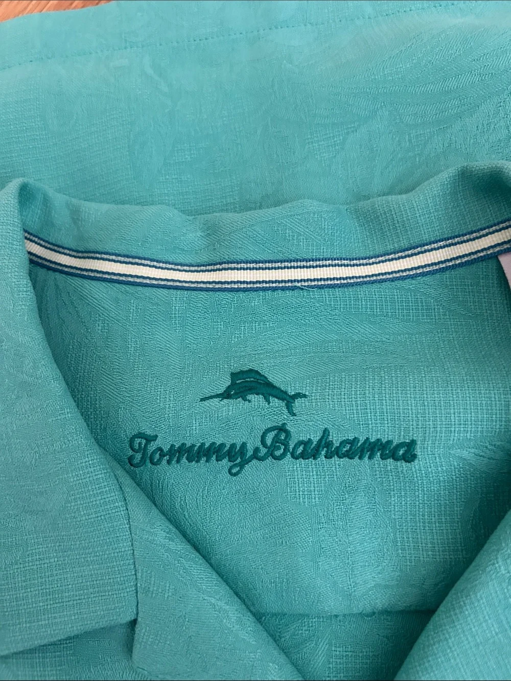 Men’s Tommy Bahama Shirt